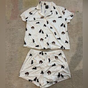 Hyde and EEK! White Cat Print Pajama Set